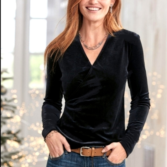 Sundance Black Wrap Top - Picture 1 of 4